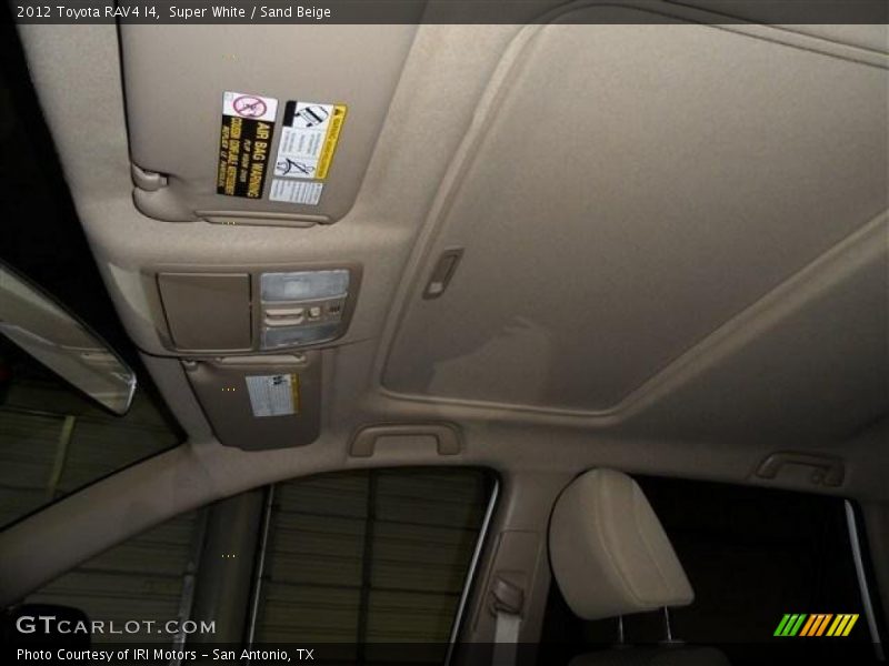 Super White / Sand Beige 2012 Toyota RAV4 I4