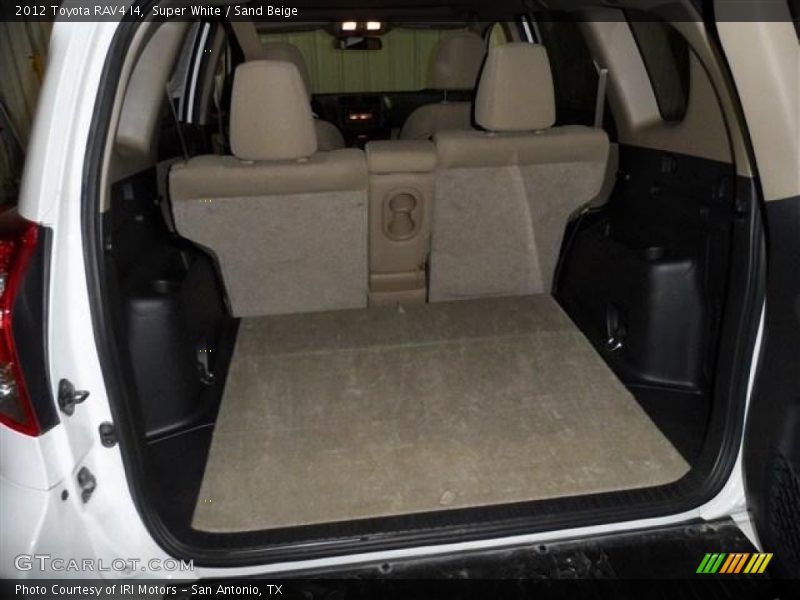 Super White / Sand Beige 2012 Toyota RAV4 I4
