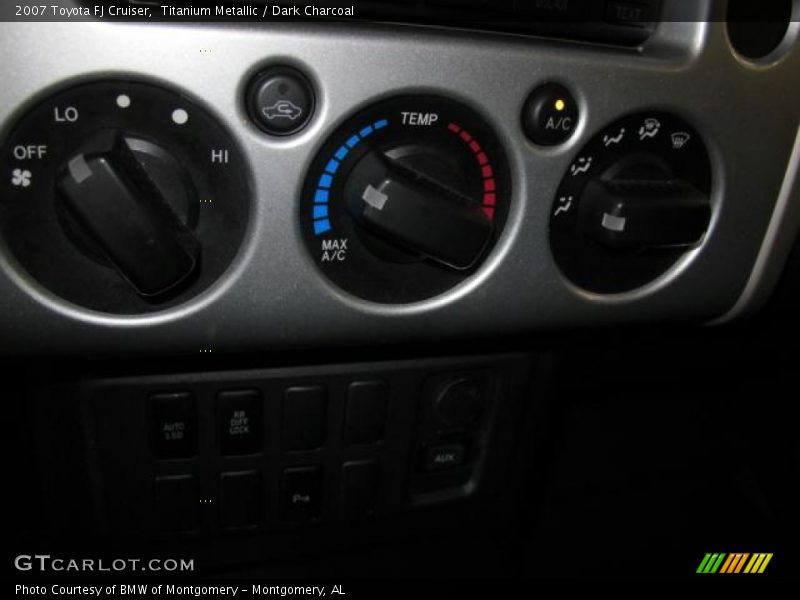 Titanium Metallic / Dark Charcoal 2007 Toyota FJ Cruiser