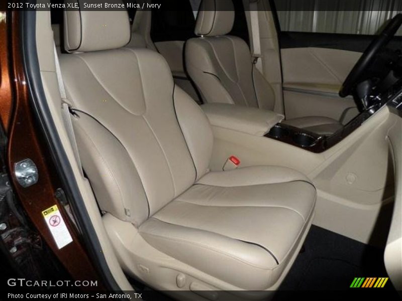 Sunset Bronze Mica / Ivory 2012 Toyota Venza XLE