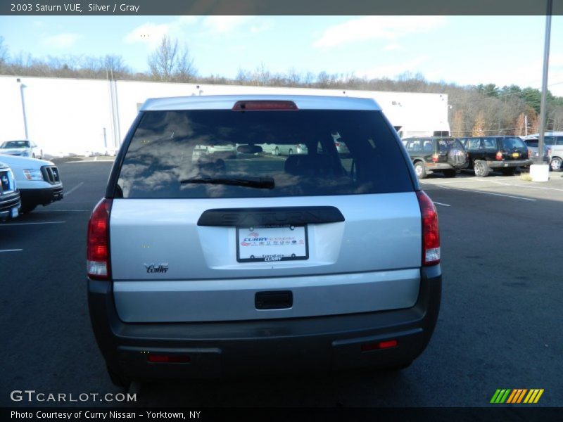 Silver / Gray 2003 Saturn VUE