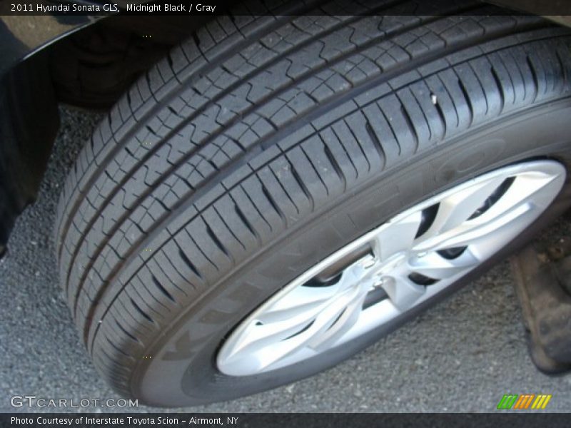 Midnight Black / Gray 2011 Hyundai Sonata GLS
