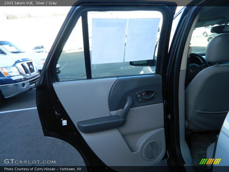 Silver / Gray 2003 Saturn VUE