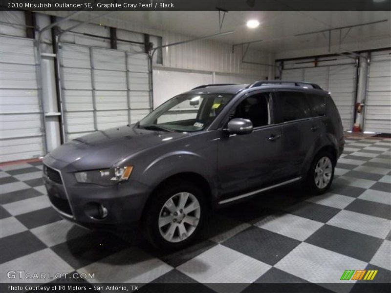 Graphite Gray Pearl / Black 2010 Mitsubishi Outlander SE
