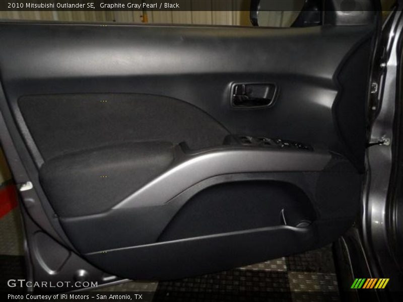 Graphite Gray Pearl / Black 2010 Mitsubishi Outlander SE