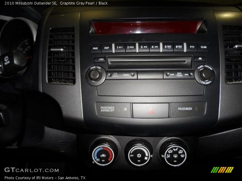 Graphite Gray Pearl / Black 2010 Mitsubishi Outlander SE