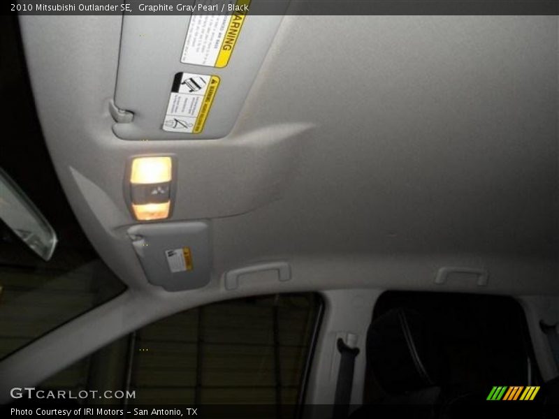 Graphite Gray Pearl / Black 2010 Mitsubishi Outlander SE
