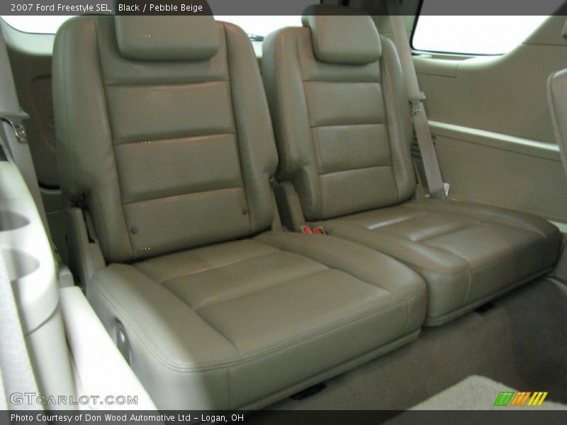 Black / Pebble Beige 2007 Ford Freestyle SEL