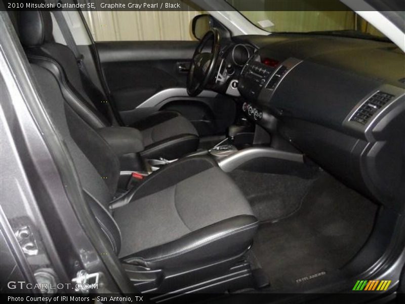 Graphite Gray Pearl / Black 2010 Mitsubishi Outlander SE
