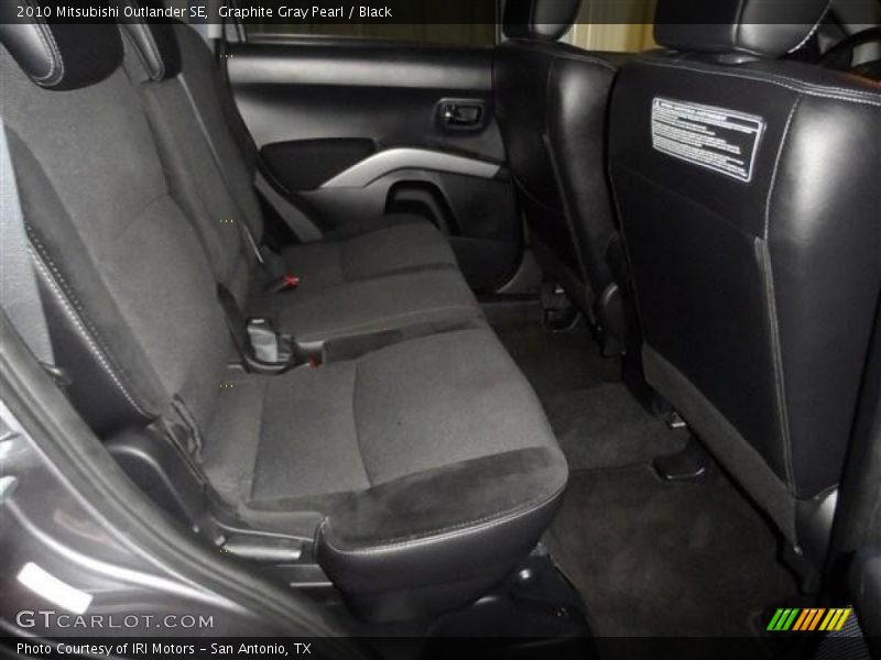 Graphite Gray Pearl / Black 2010 Mitsubishi Outlander SE