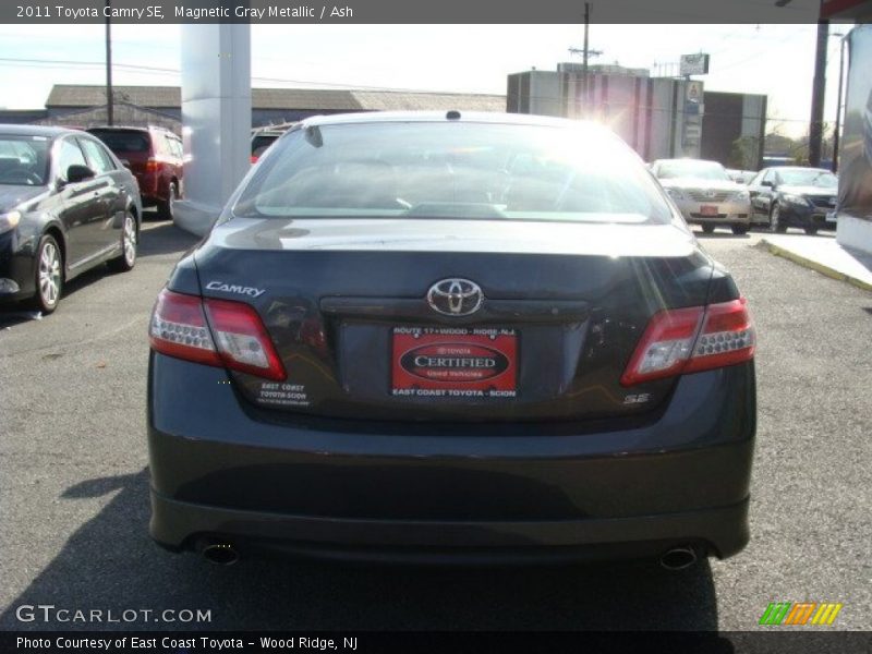 Magnetic Gray Metallic / Ash 2011 Toyota Camry SE