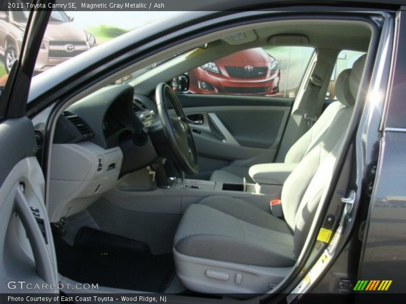 Magnetic Gray Metallic / Ash 2011 Toyota Camry SE