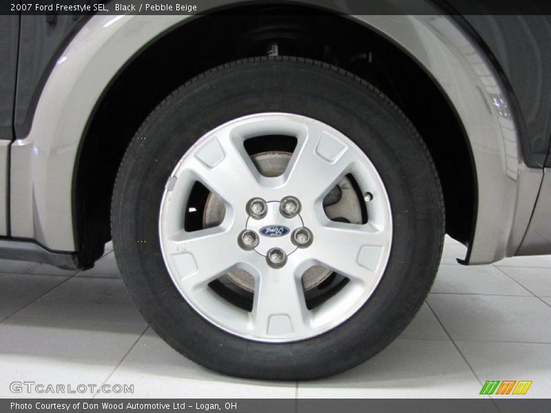 Black / Pebble Beige 2007 Ford Freestyle SEL