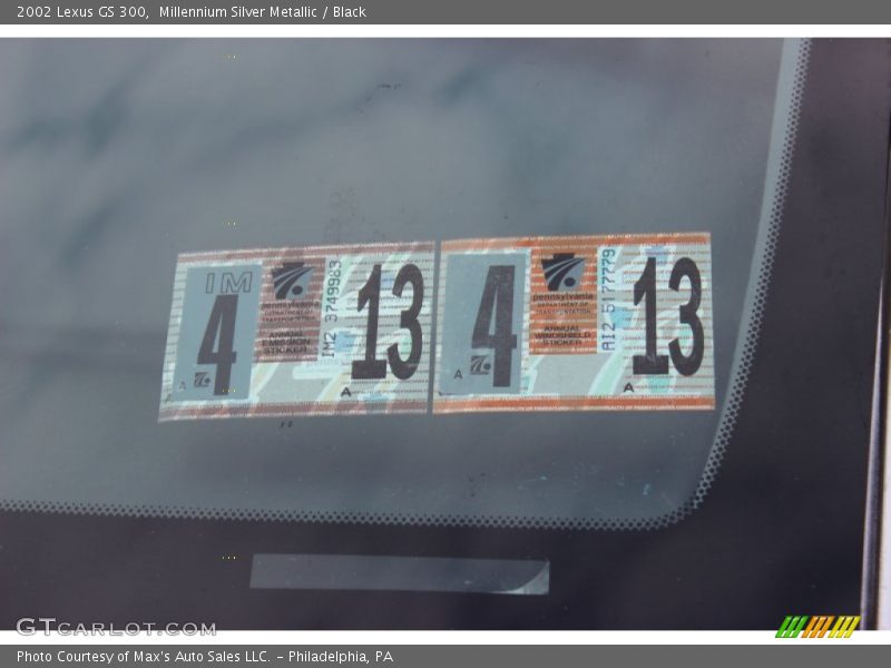 Millennium Silver Metallic / Black 2002 Lexus GS 300