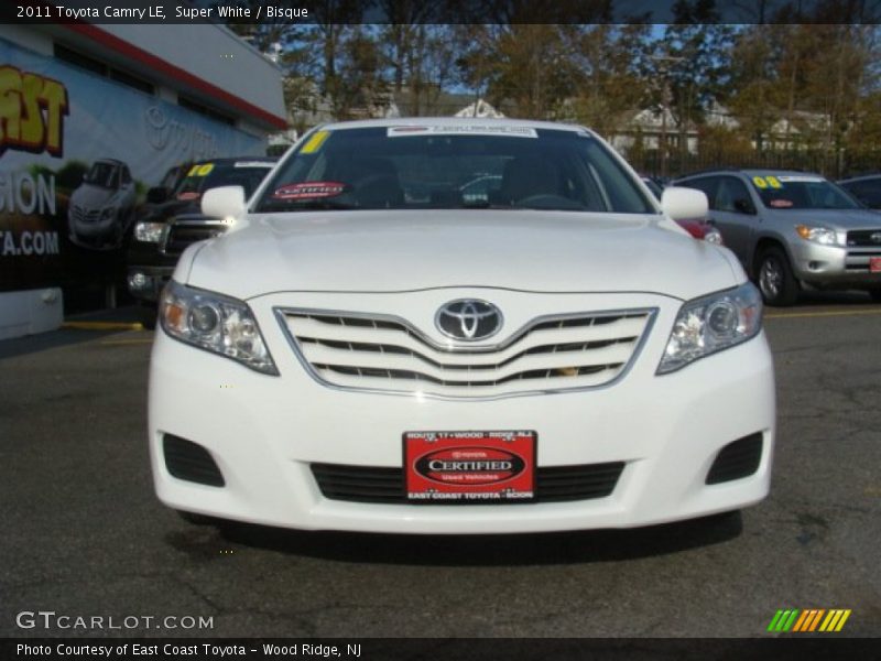 Super White / Bisque 2011 Toyota Camry LE