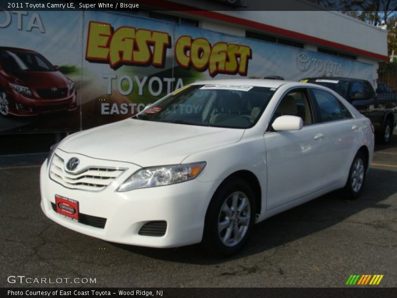Super White / Bisque 2011 Toyota Camry LE