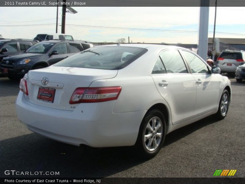 Super White / Bisque 2011 Toyota Camry LE