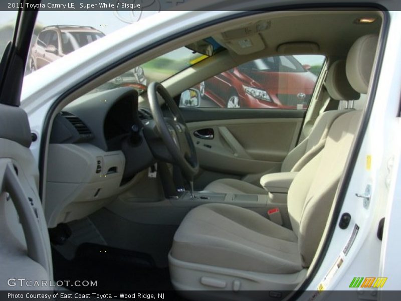 Super White / Bisque 2011 Toyota Camry LE