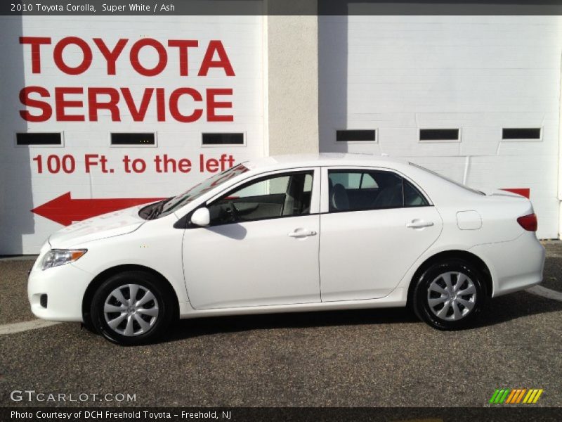 Super White / Ash 2010 Toyota Corolla
