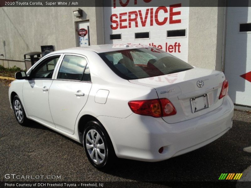 Super White / Ash 2010 Toyota Corolla