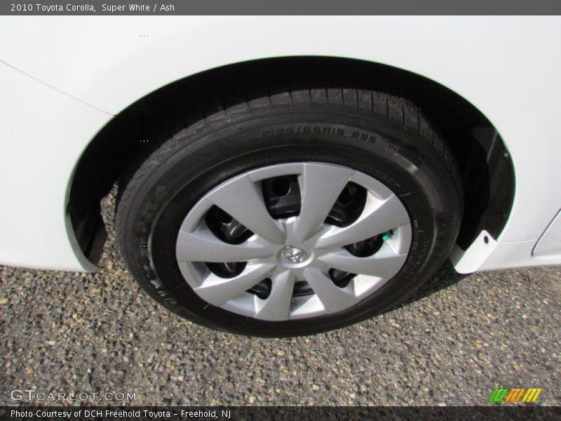 Super White / Ash 2010 Toyota Corolla