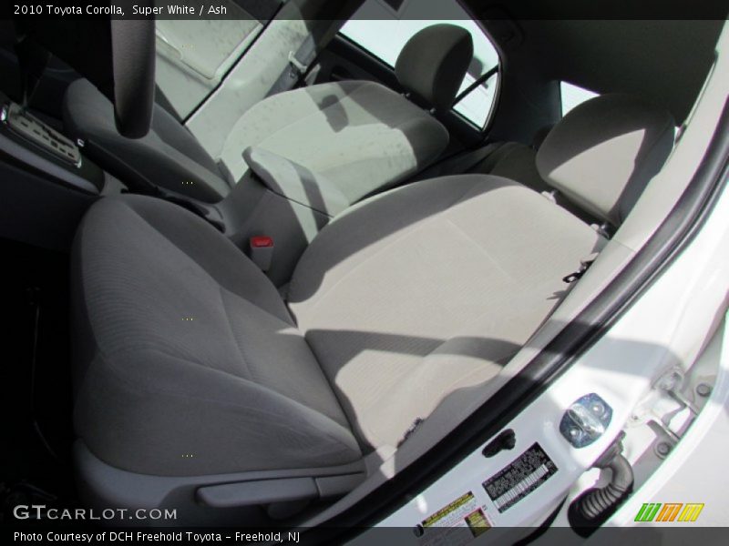 Super White / Ash 2010 Toyota Corolla