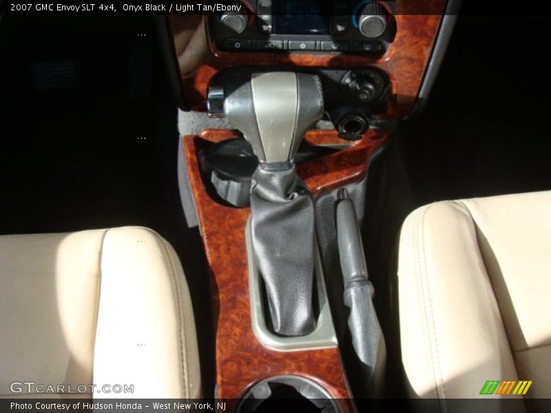 Onyx Black / Light Tan/Ebony 2007 GMC Envoy SLT 4x4