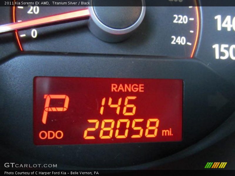 Titanium Silver / Black 2011 Kia Sorento EX AWD