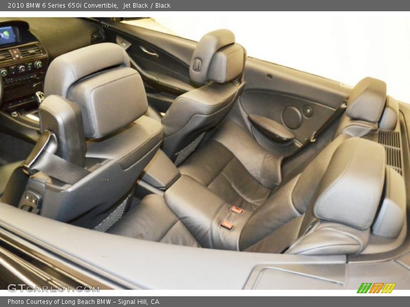 Rear Seat of 2010 6 Series 650i Convertible