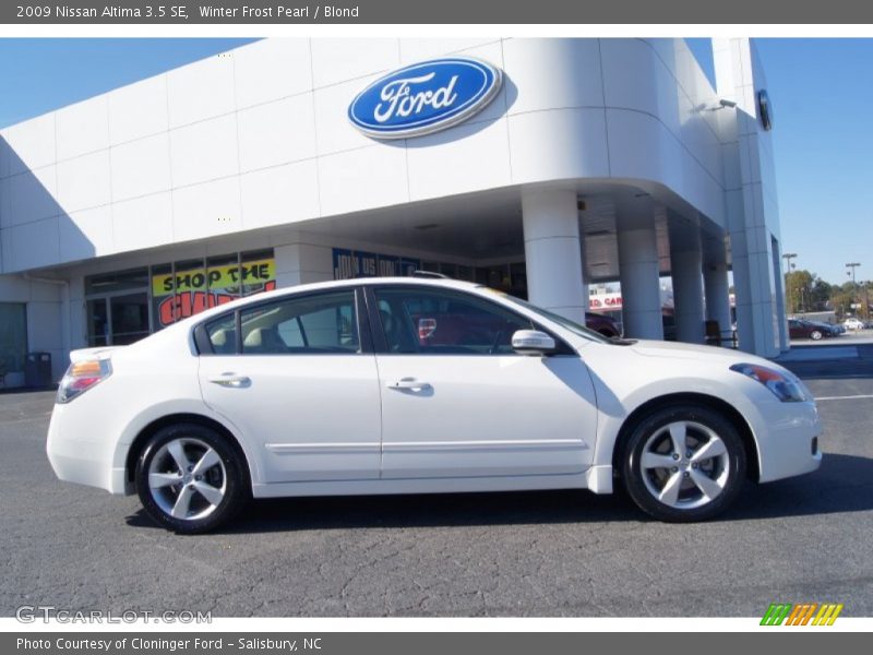 Winter Frost Pearl / Blond 2009 Nissan Altima 3.5 SE