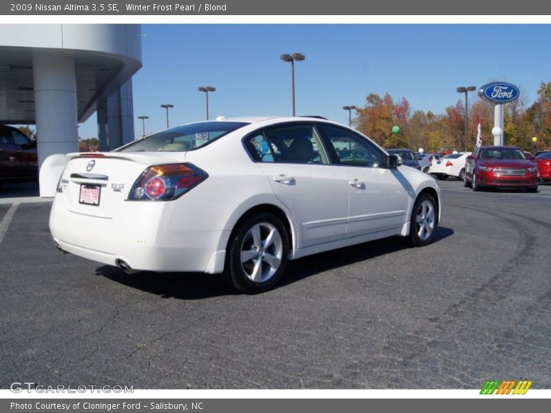Winter Frost Pearl / Blond 2009 Nissan Altima 3.5 SE