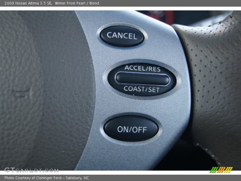 Winter Frost Pearl / Blond 2009 Nissan Altima 3.5 SE