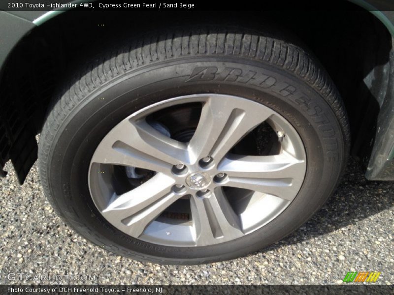 Cypress Green Pearl / Sand Beige 2010 Toyota Highlander 4WD