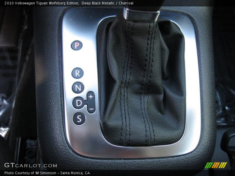Deep Black Metallic / Charcoal 2010 Volkswagen Tiguan Wolfsburg Edition