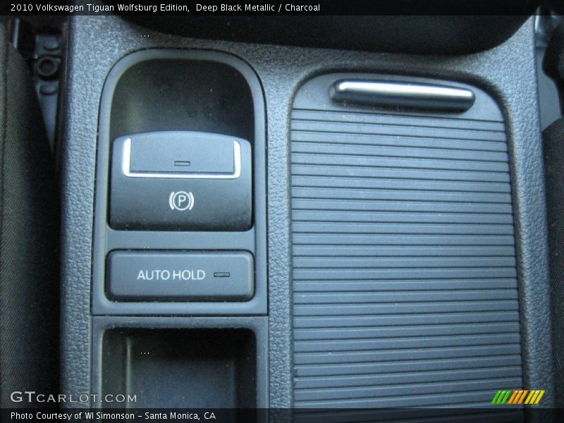 Deep Black Metallic / Charcoal 2010 Volkswagen Tiguan Wolfsburg Edition