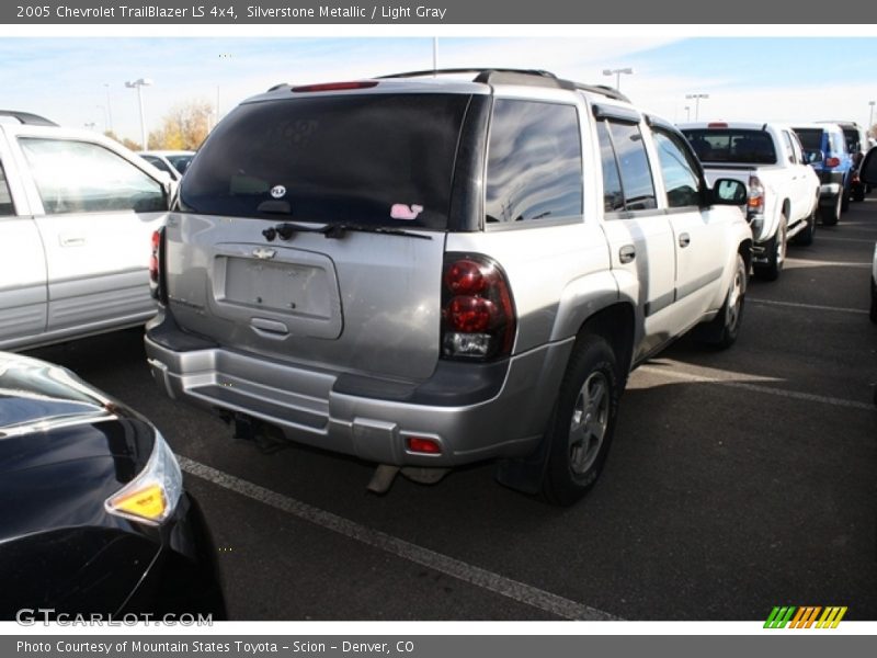 Silverstone Metallic / Light Gray 2005 Chevrolet TrailBlazer LS 4x4
