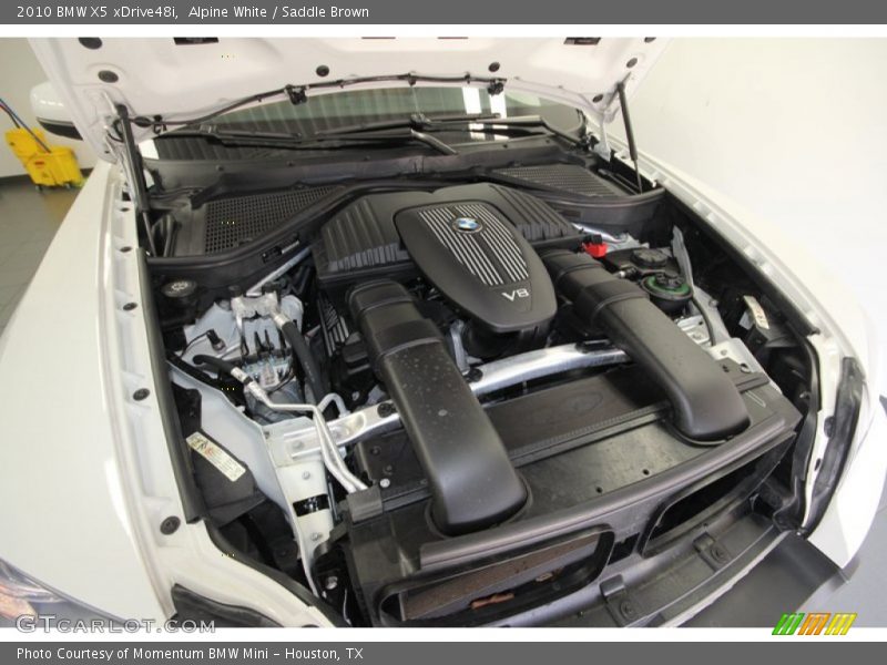 Alpine White / Saddle Brown 2010 BMW X5 xDrive48i