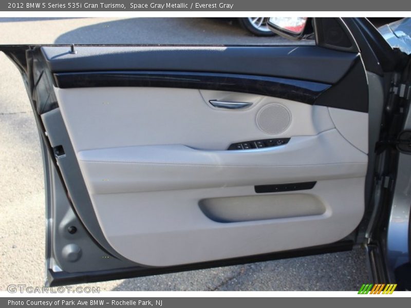 Space Gray Metallic / Everest Gray 2012 BMW 5 Series 535i Gran Turismo