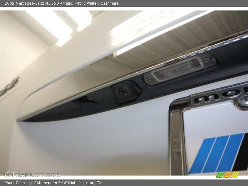 Arctic White / Cashmere 2009 Mercedes-Benz ML 350 4Matic