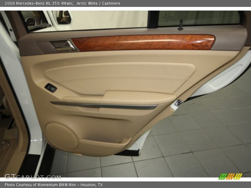 Arctic White / Cashmere 2009 Mercedes-Benz ML 350 4Matic
