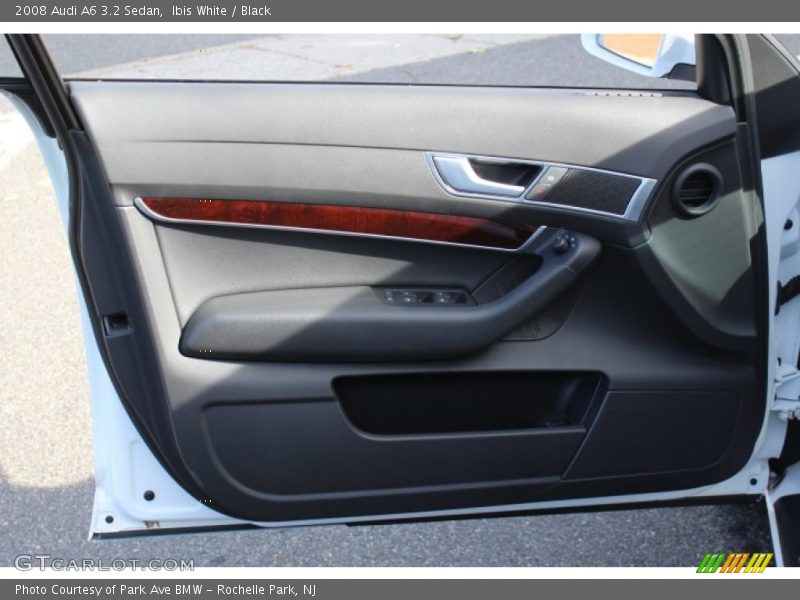 Ibis White / Black 2008 Audi A6 3.2 Sedan