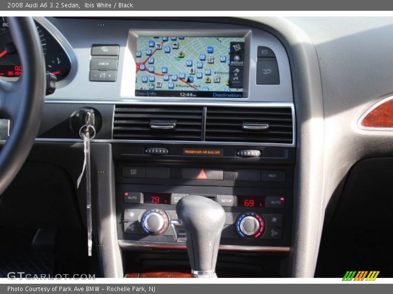 Ibis White / Black 2008 Audi A6 3.2 Sedan