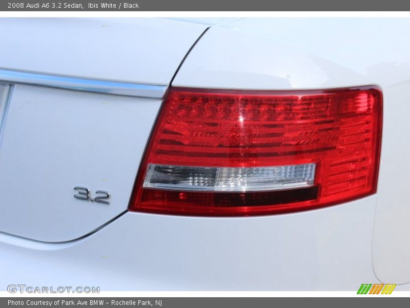 Ibis White / Black 2008 Audi A6 3.2 Sedan