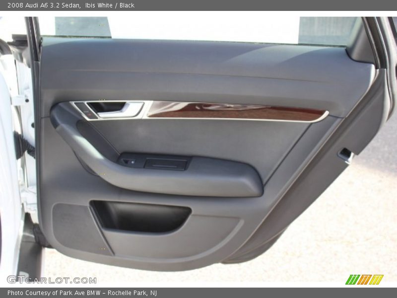 Ibis White / Black 2008 Audi A6 3.2 Sedan
