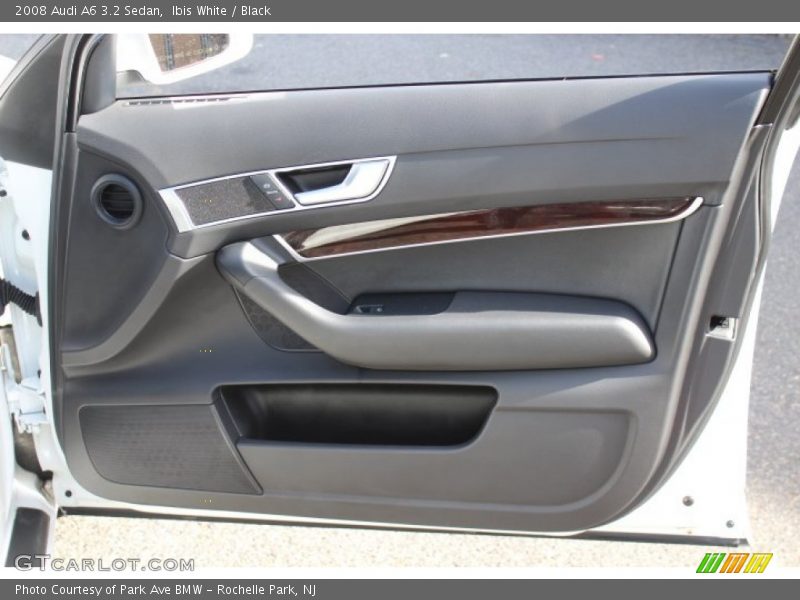 Ibis White / Black 2008 Audi A6 3.2 Sedan