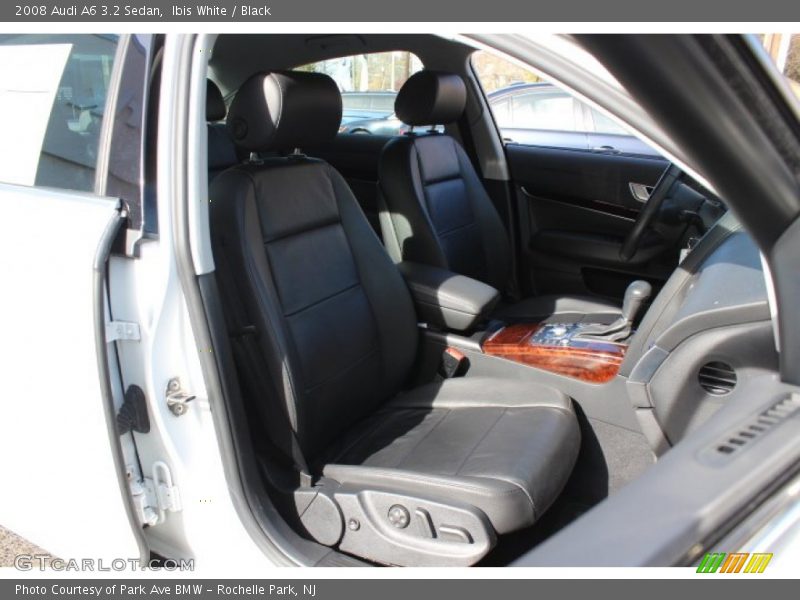 Ibis White / Black 2008 Audi A6 3.2 Sedan