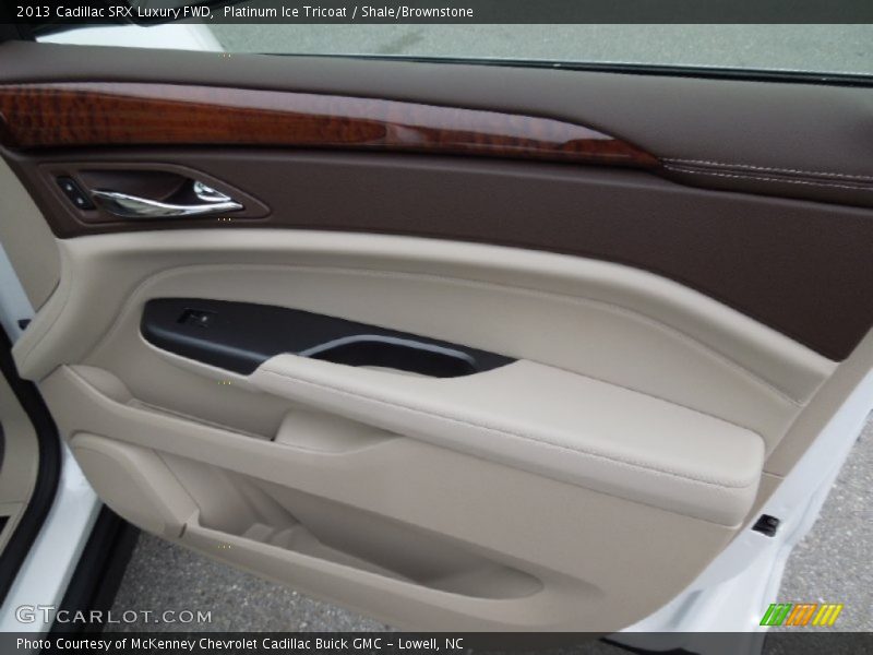 Platinum Ice Tricoat / Shale/Brownstone 2013 Cadillac SRX Luxury FWD