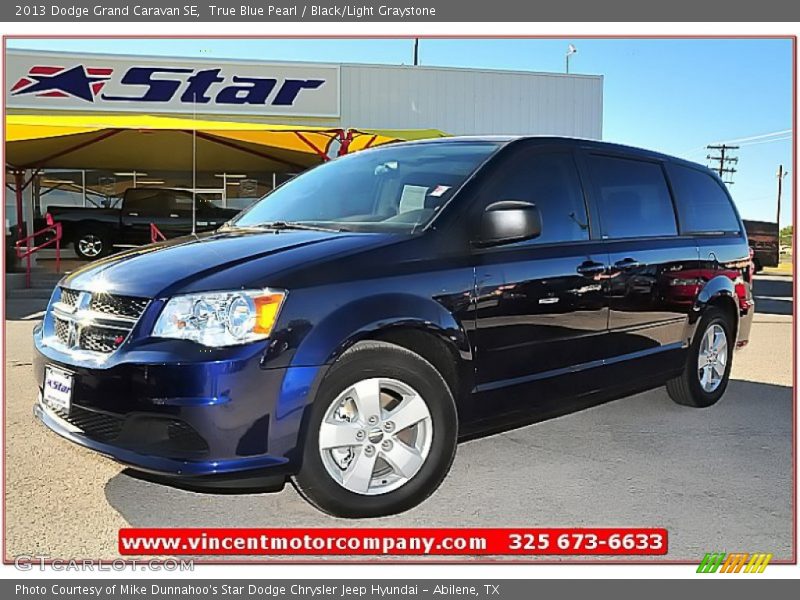 True Blue Pearl / Black/Light Graystone 2013 Dodge Grand Caravan SE