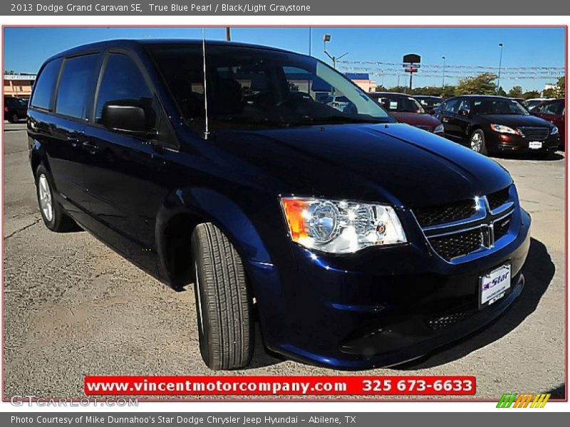 True Blue Pearl / Black/Light Graystone 2013 Dodge Grand Caravan SE