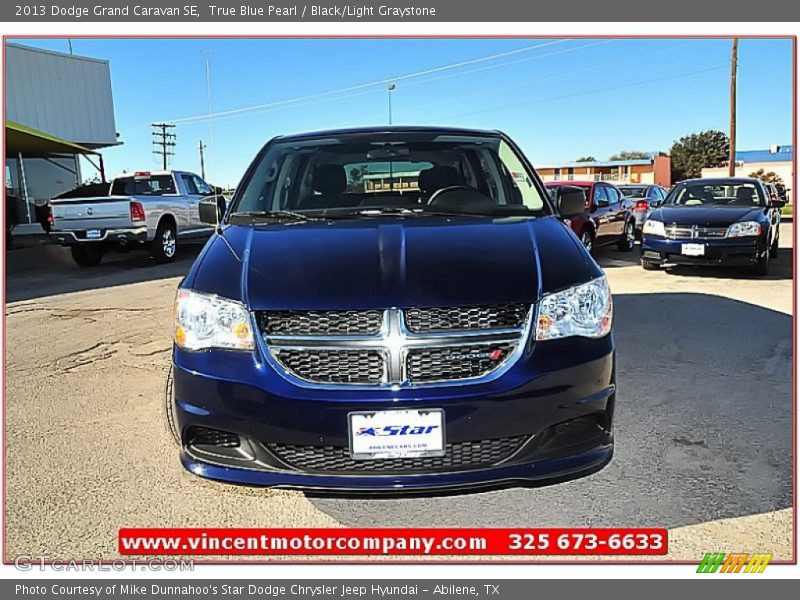 True Blue Pearl / Black/Light Graystone 2013 Dodge Grand Caravan SE